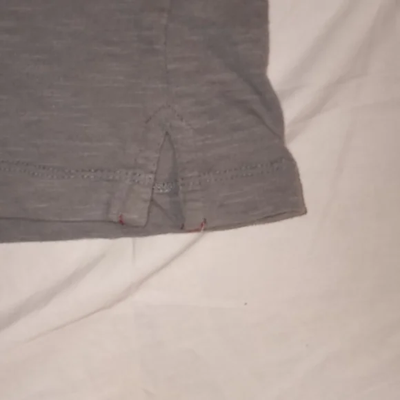 4/$15 Ocean Current Men's Tank Top XL Black Red White Grey Stripes EUC - Picture 5 of 5